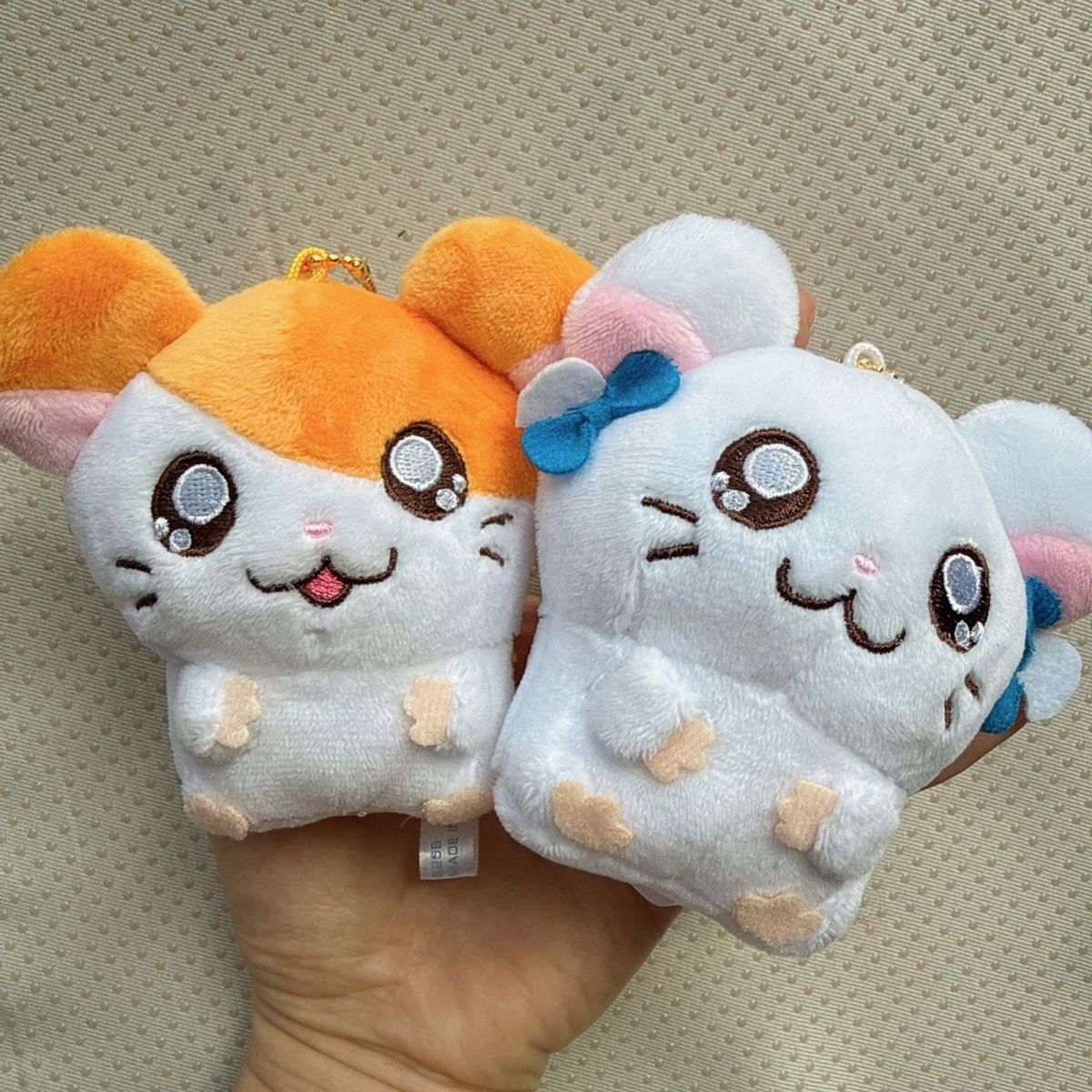 Cute Hamtaro Bijou Hugging Plu - đánh giá và giá Men Keychain Accessories